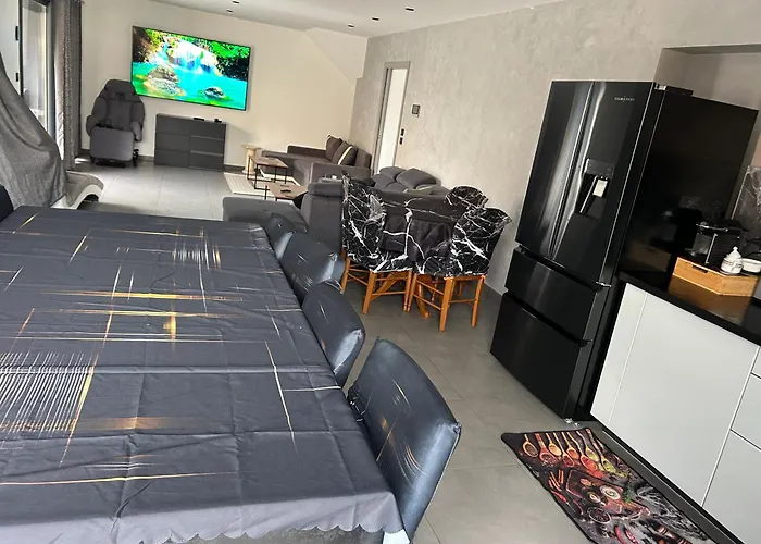 Grande Villa Avec Piscine