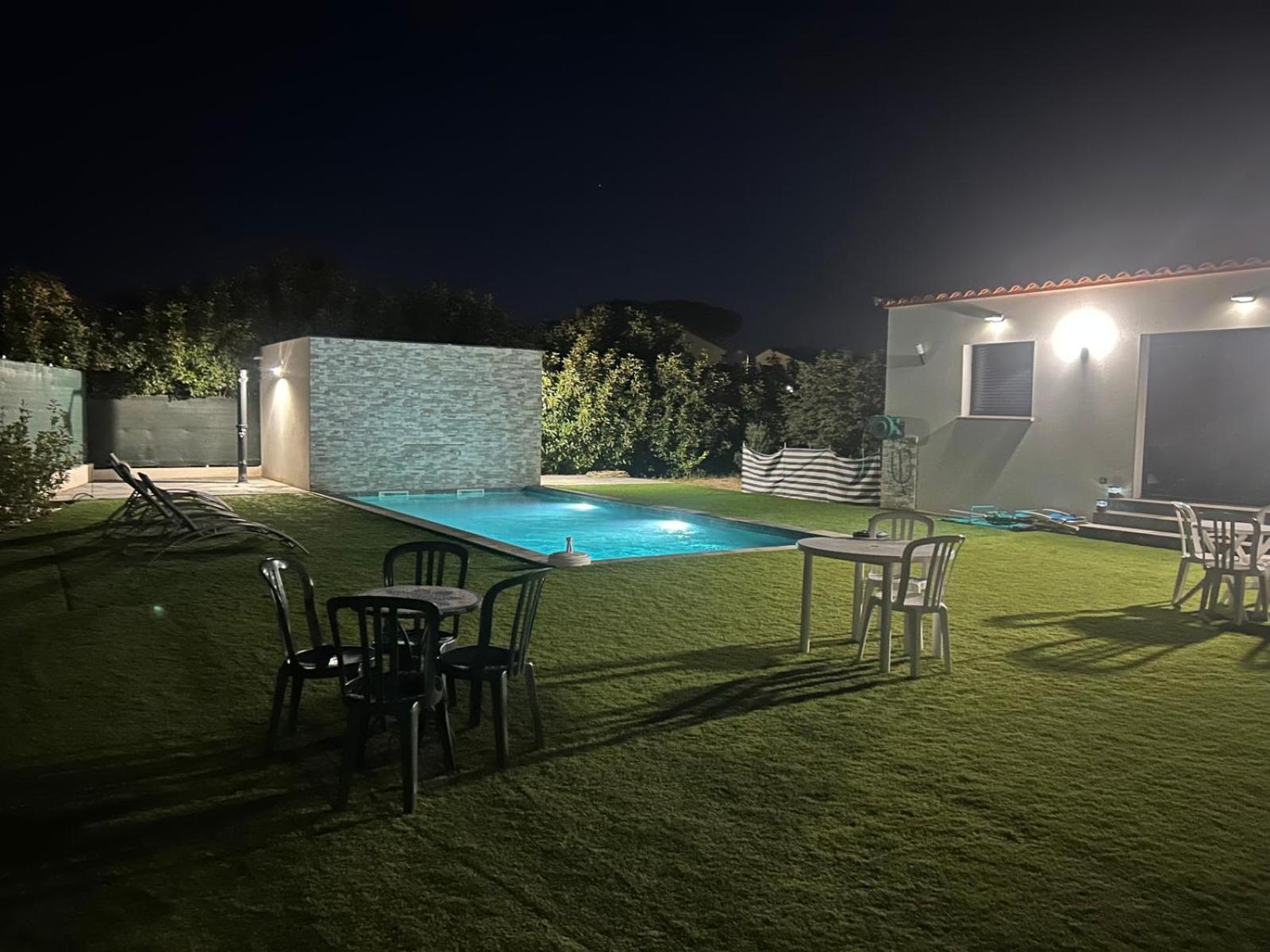 Grande Avec Piscine Villa