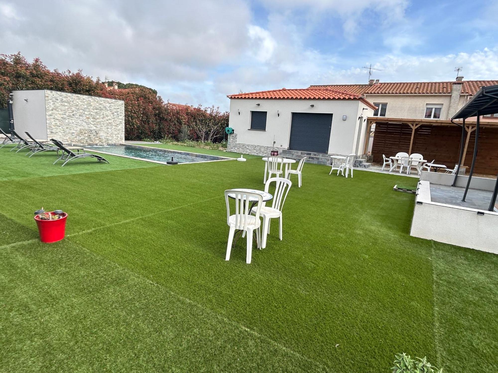Grande Avec Piscine Villa