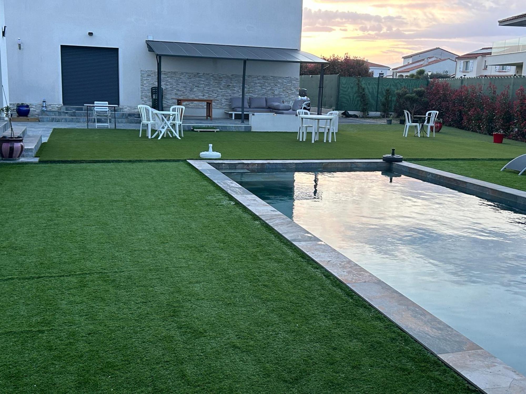 Grande Avec Piscine Villa *